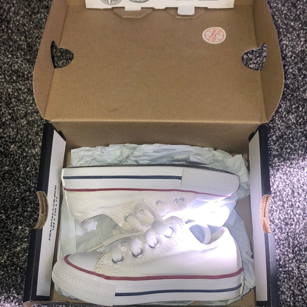 White converse